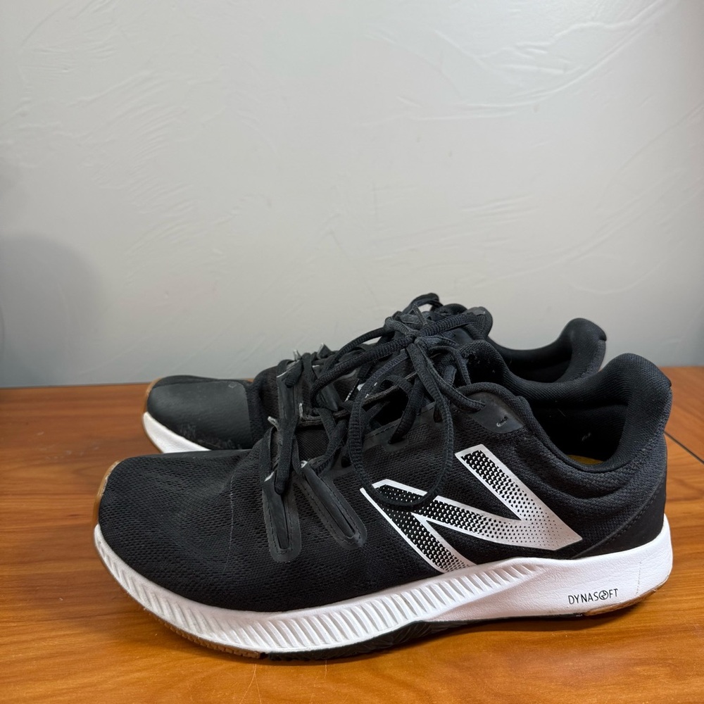New Balance Mens Fresh Foam Roav NXT Dynasoft 4E Wide 'Black White' Sneaker 11.5